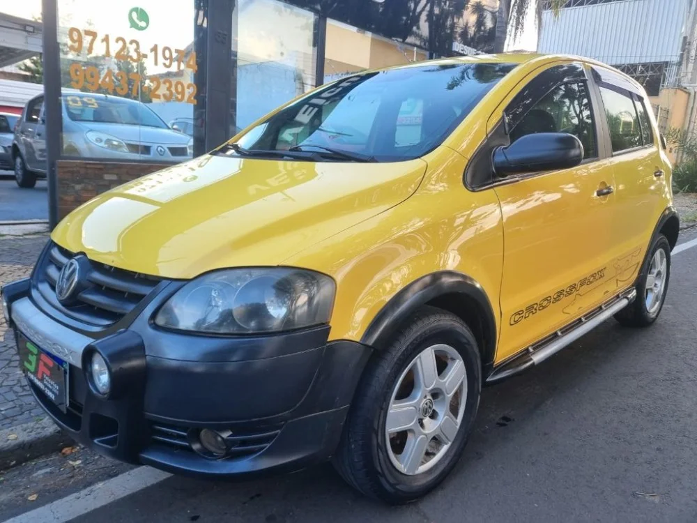 VW - VolksWagen CROSSFOX 1.6 Mi Total Flex 8V 5p